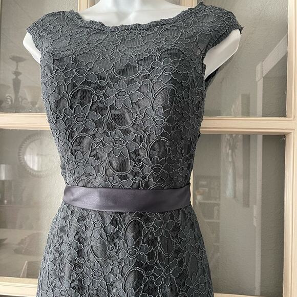 Mori Lee Lace‎ Gown - Picture 6 of 13